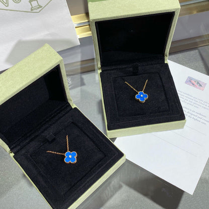 ¡®Moco¡¯CLOVER 15MM DIAMOND AND BLUE AGATE NECKLACE
