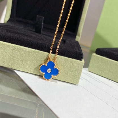 ¡®Moco¡¯CLOVER 15MM DIAMOND AND BLUE AGATE NECKLACE