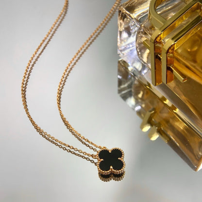 ¡®Moco¡¯CLOVER 15MM BLACK ONYX SINGLE FLOWER NECKLACE