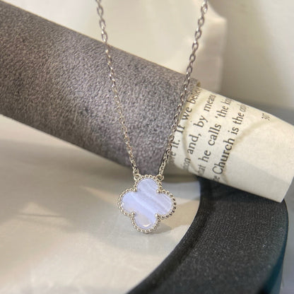 ¡®Moco¡¯CLOVER 15MM BLUE CHALCEDONY NECKLACE SILVER