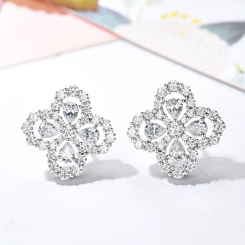 ¡®Moco¡¯LOOP EARRINGS FULL MOTIF DIAMOND 16MM