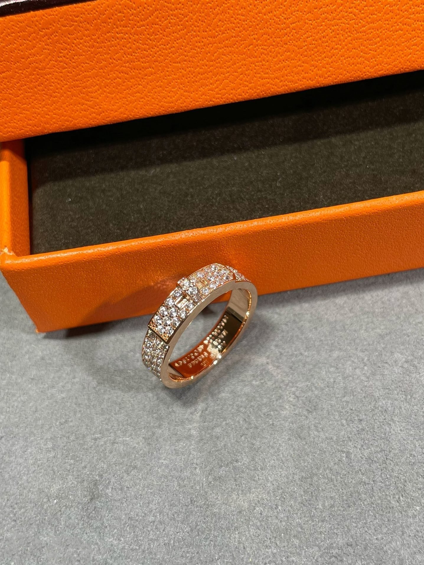 ¡®Moco¡¯KELLY PINK GOLD DIAMOND RING