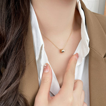 ¡®Moco¡¯BEE MINI PEDANT DIAMOND NECKLACE