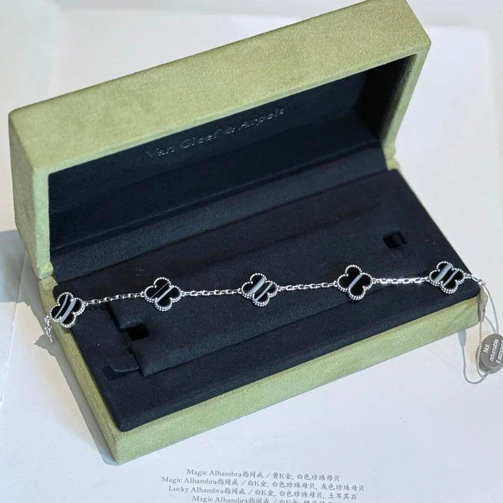 [Moco]New  CLOVER 5 MOTIF PULSAR STONE BRACELET COLLECTION