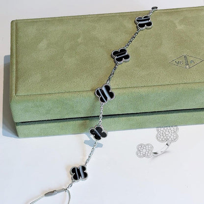¡®Moco¡¯CLOVER 5 MOTIF VEINED ONYX BRACELET SILVER