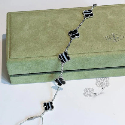 [Moco]New  CLOVER 5 MOTIF PULSAR STONE BRACELET COLLECTION