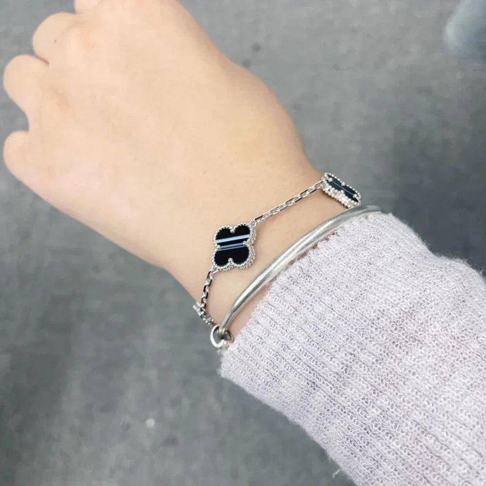 [Moco]New  CLOVER 5 MOTIF PULSAR STONE BRACELET COLLECTION