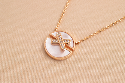 ¡®Moco¡¯JEUX DE PINK GOLD DIAMOND NECKLACE