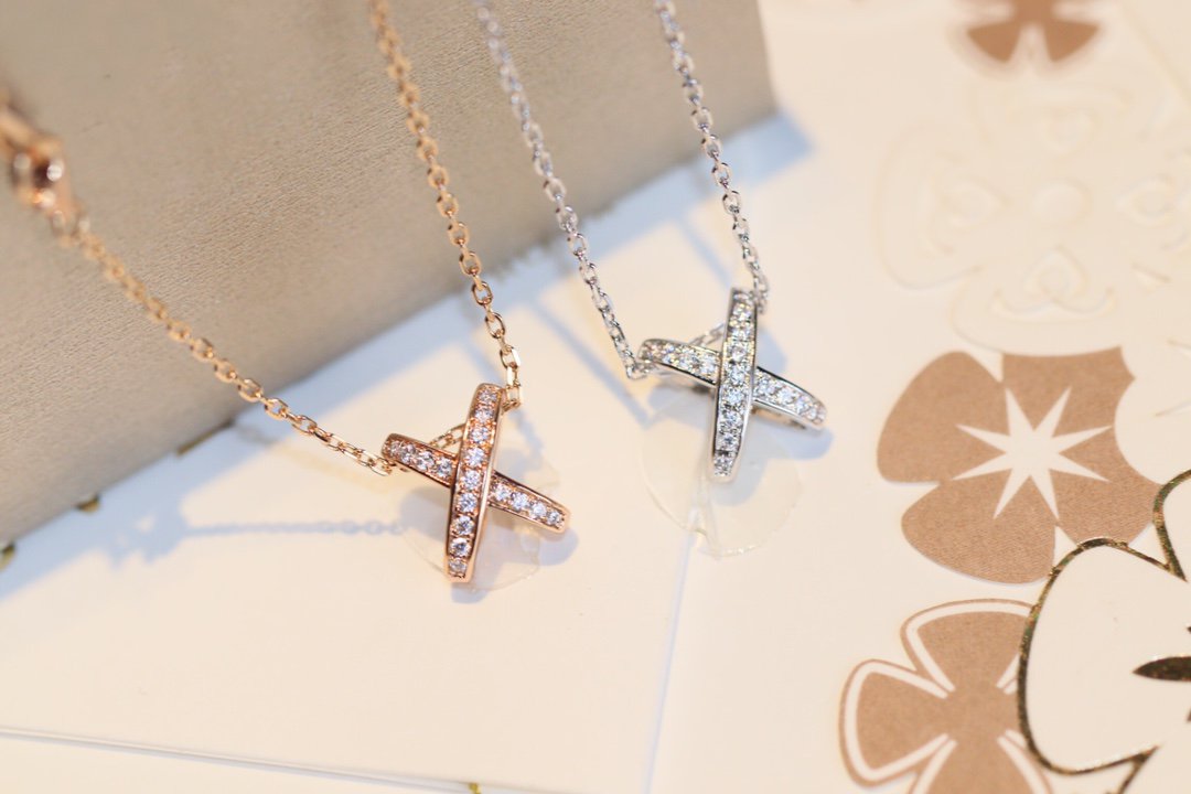 ¡®Moco¡¯JEUX DE DIAMOND NECKLACE