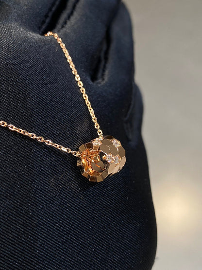 ¡®Moco¡¯BEE LOVE DIAMOND NECKLACE