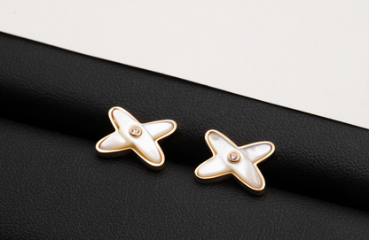 ¡®Moco¡¯JEUX DE WHITE MOP PINK GOLD DIAMOND EARRINGS