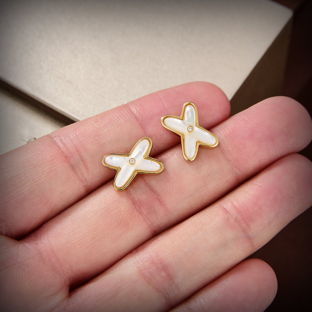 ¡®Moco¡¯JEUX DE WHITE MOP GOLD DIAMOND EARRINGS