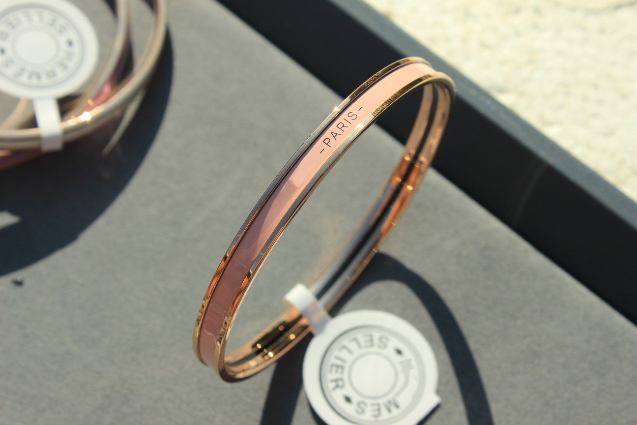 ¡®Moco¡¯HM UNI BANGLE BAG