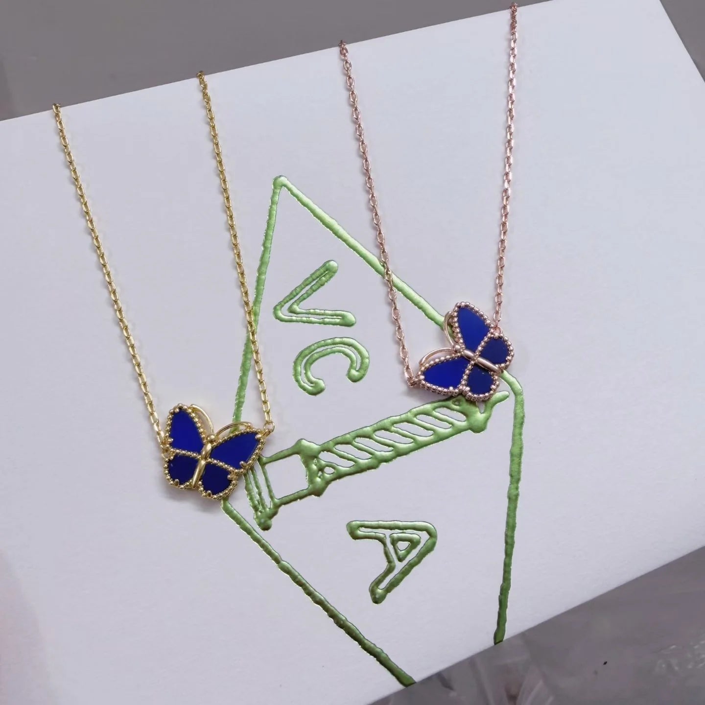 [Moco ] 2026 NEW LUCKY BUTTERFLY 1 MOTIFS NECKLACE
