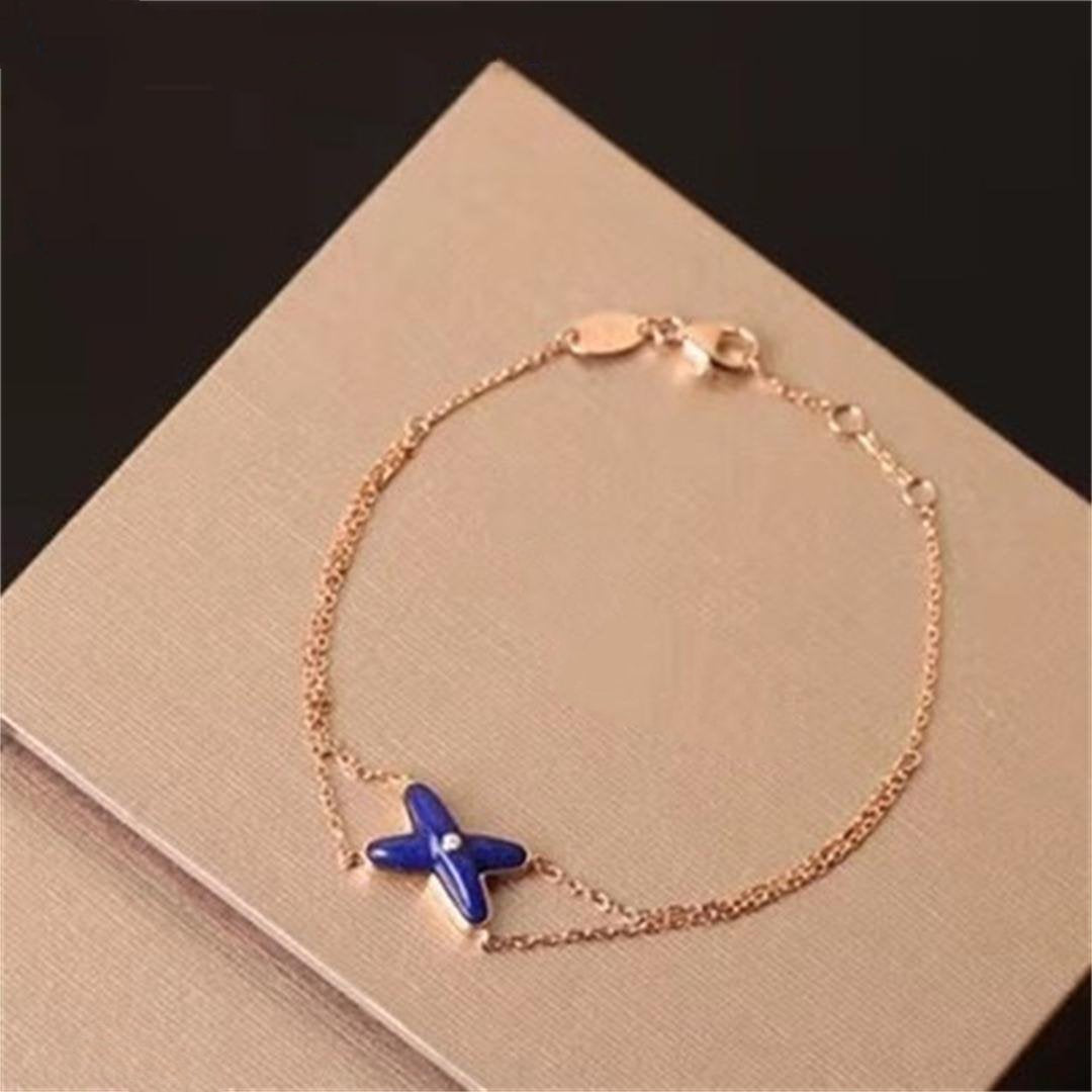 ¡®Moco¡¯Hollow Design Four-Leaf Clover Flower Shape Ring