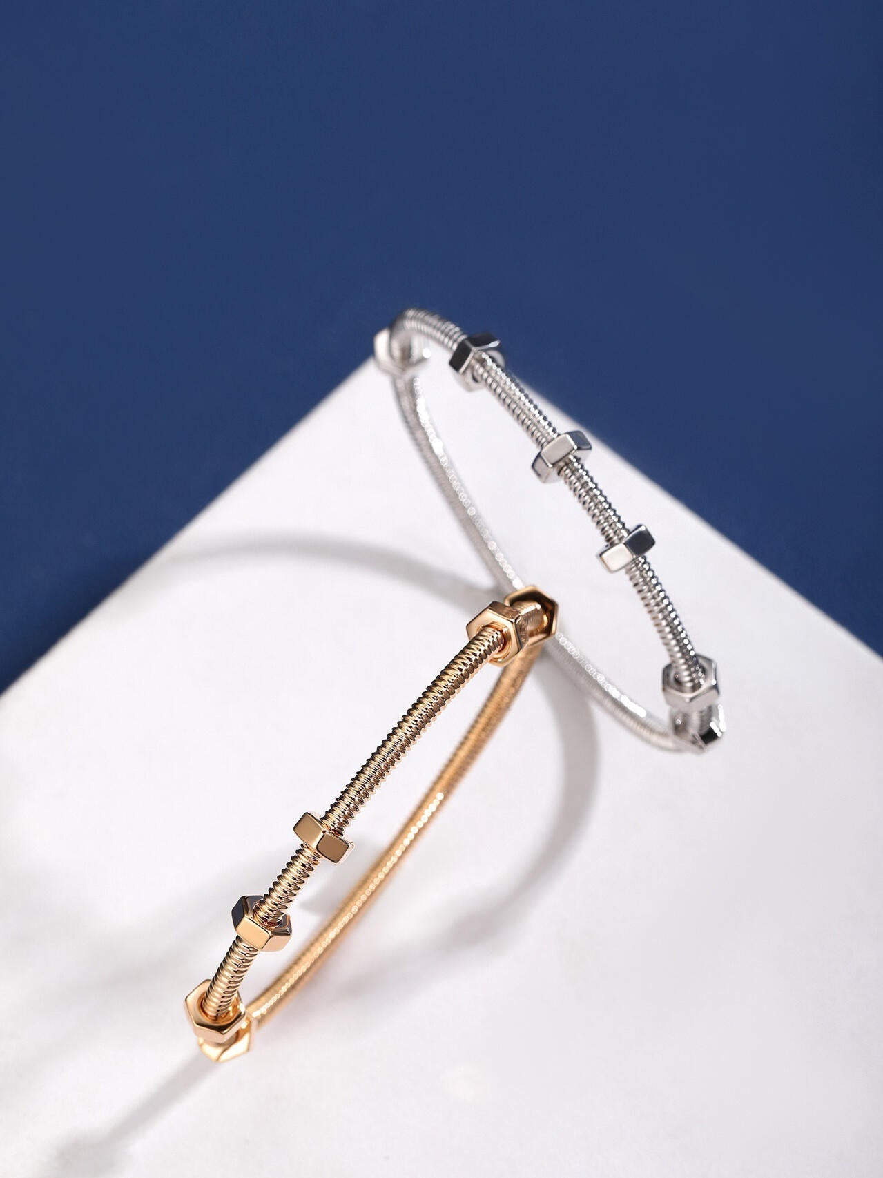 [¡®Moco¡¯]CT THREADED BRACELET