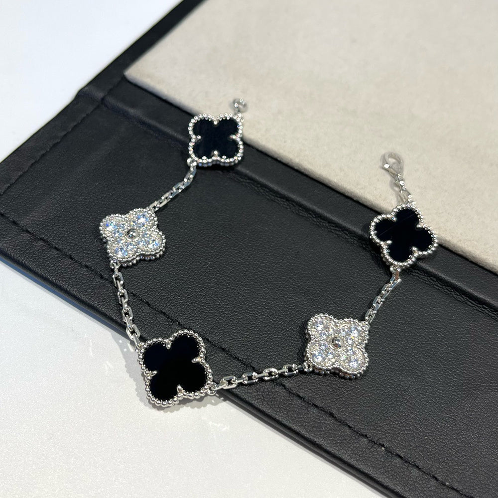 [Moco]New CLOVER 5 MOTIF ONYXS BRACELET COLLECTION