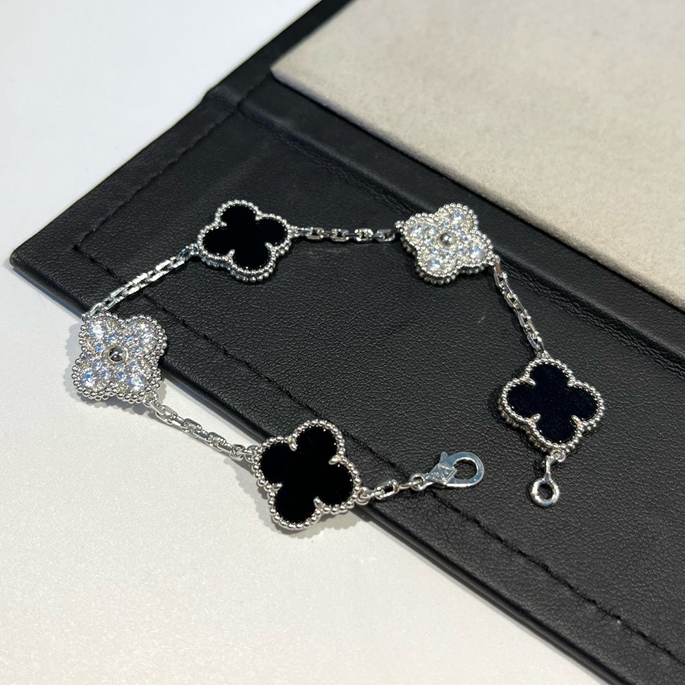 [Moco]New CLOVER 5 MOTIF ONYXS BRACELET COLLECTION
