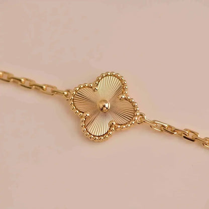 [Moco]New  CLOVER 5 MOTIF LASER BRACELET COLLECTION