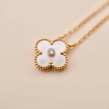 ¡®Moco¡¯CLOVER 15MM DIAMOND WHITE FRITILLARIA NECKLACE