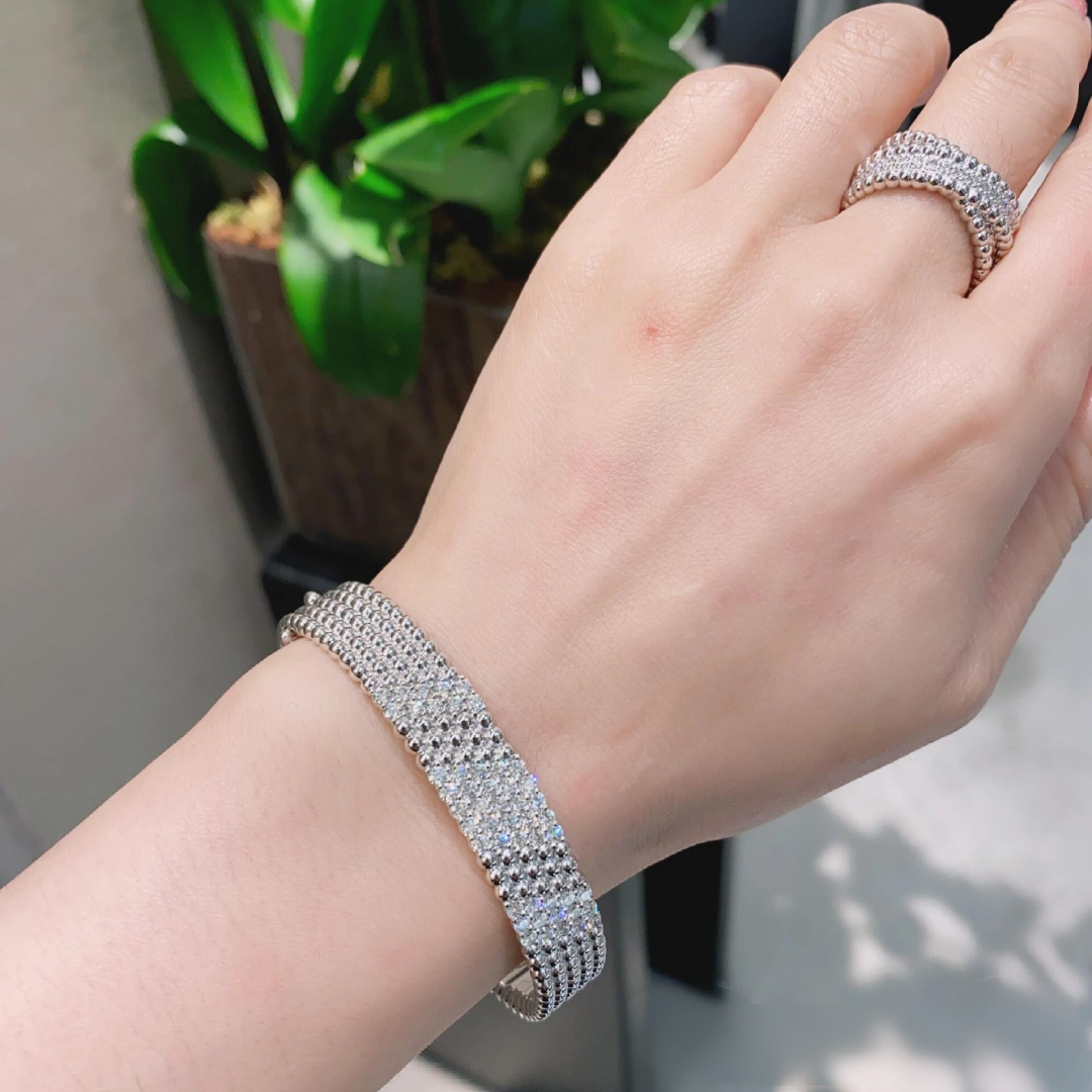 [Moco ]  FIVE-ROW DIAMOND BRACELET