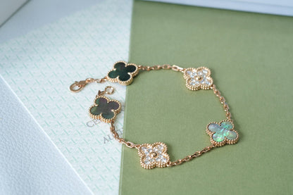 [Moco]New CLOVER 5 MOTIF GRAY MOP BRACELET COLLECTION