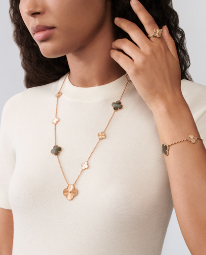 [¡®Moco¡¯] 25 NEW CLOVER 15 MOTIFS GRAY MOTHER-OF-PEARL