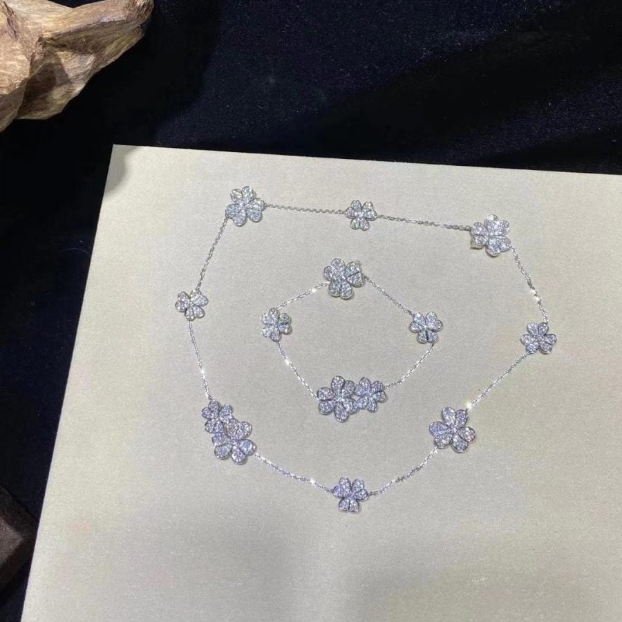 ¡®Moco¡¯FRIVOLE SILVER 5 FLOWERS BRACELET
