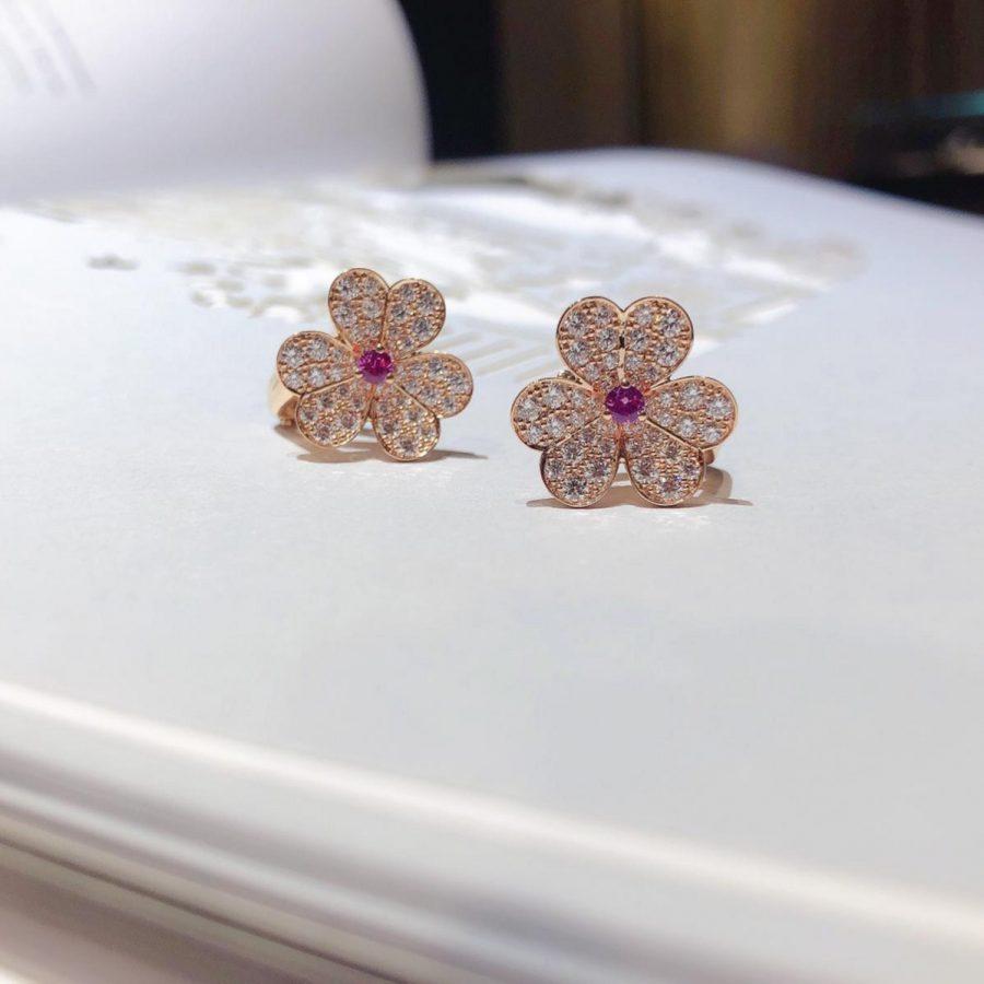 ¡®Moco¡¯FRIVOLE PINK GOLD FLOWER DIAMOND EARRINGS