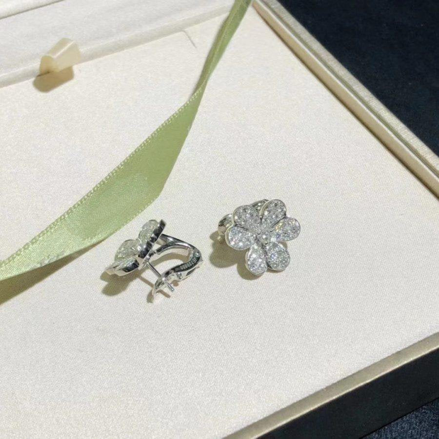 ¡®Moco¡¯FRIVOLE SILVER FLOWER DIAMOND EARRINGS