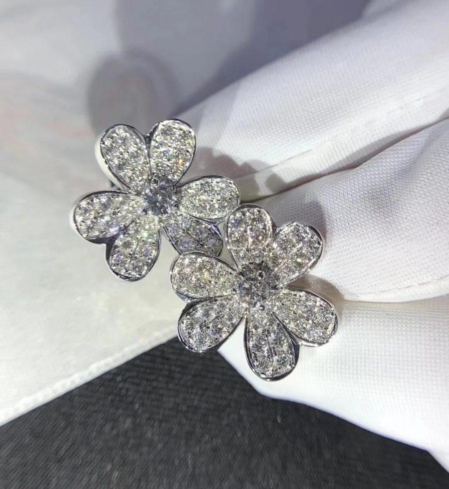 ¡®Moco¡¯FRIVOLE SILVER FLOWER DIAMOND EARRINGS
