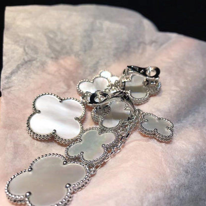 ¡®Moco¡¯CLOVER EARRINGS WHITE MOP 4 MOTIFS SILVER