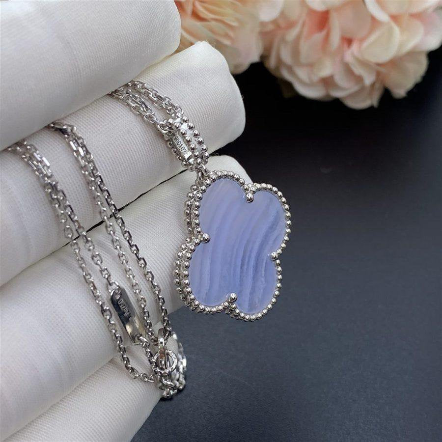 ¡®Moco¡¯CLOVER SILVER CHALCEDONY BIG CLOVER NECKLACE