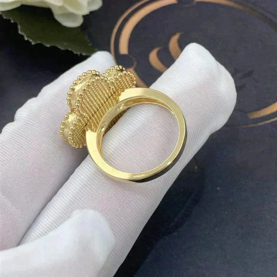 ¡®Moco¡¯CLOVER WHITE MOP RING