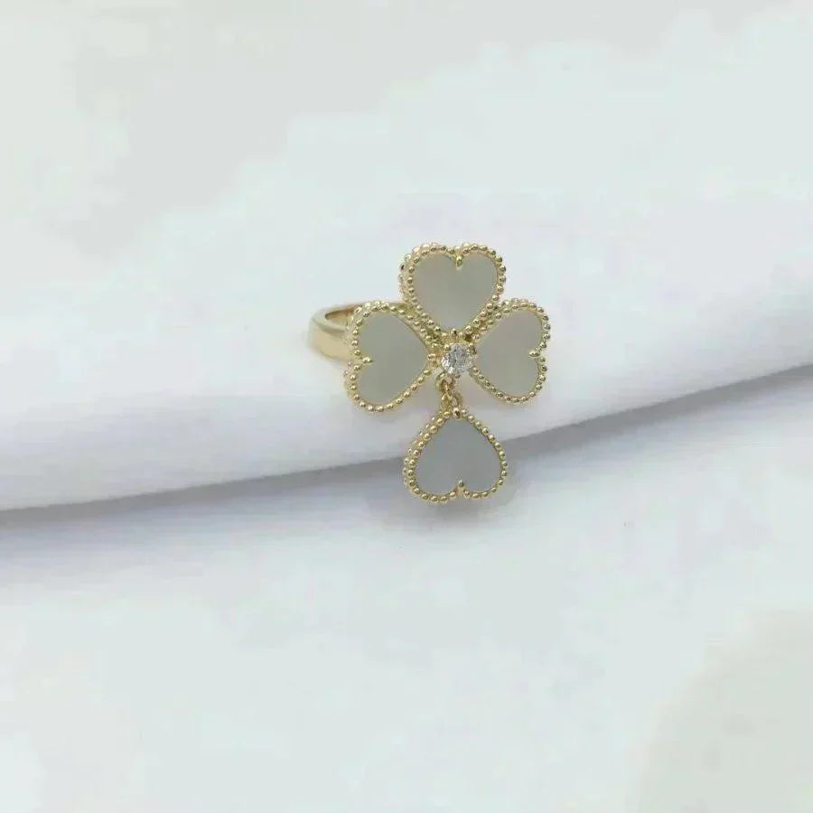 ¡®Moco¡¯SWEET CLOVER WHITE MOP RING