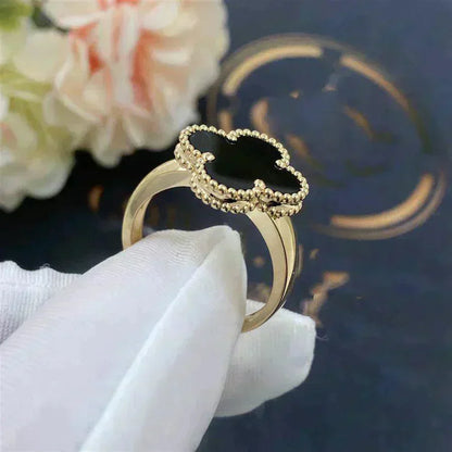 ¡®Moco¡¯CLOVER ONYX RING