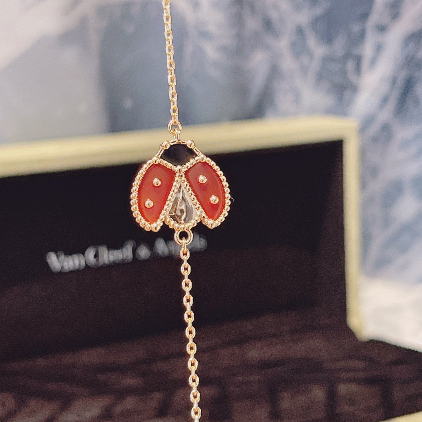 ¡®Moco¡¯LUCKY SPRING 1 MOTIF PINK GOLD BRACELET