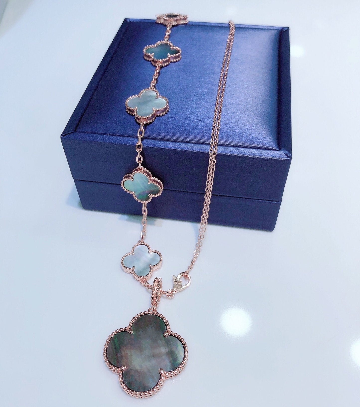 ¡®Moco¡¯COMBINED BRACELET 5 MOTIFS AND NECKLACE DARK MOP ROSE GOLD