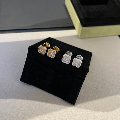 ¡®Moco¡¯CLOVER MINI DIAMOND STUD EARRINGS
